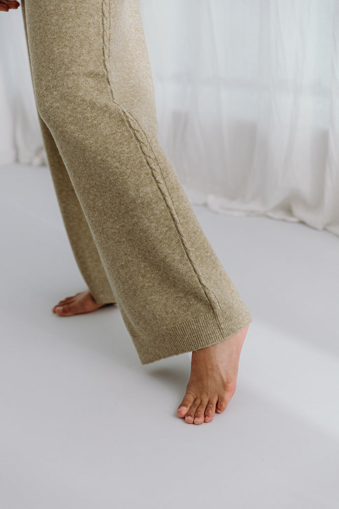 
                  
                    Donna cable knit pants
                  
                