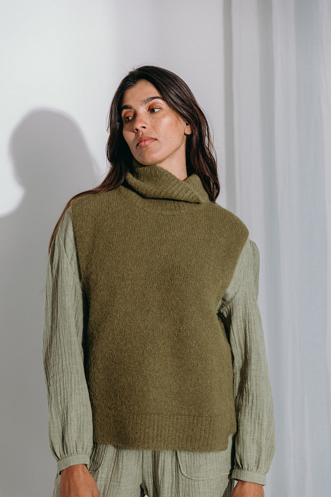 
                  
                    Dina high neck pullover
                  
                