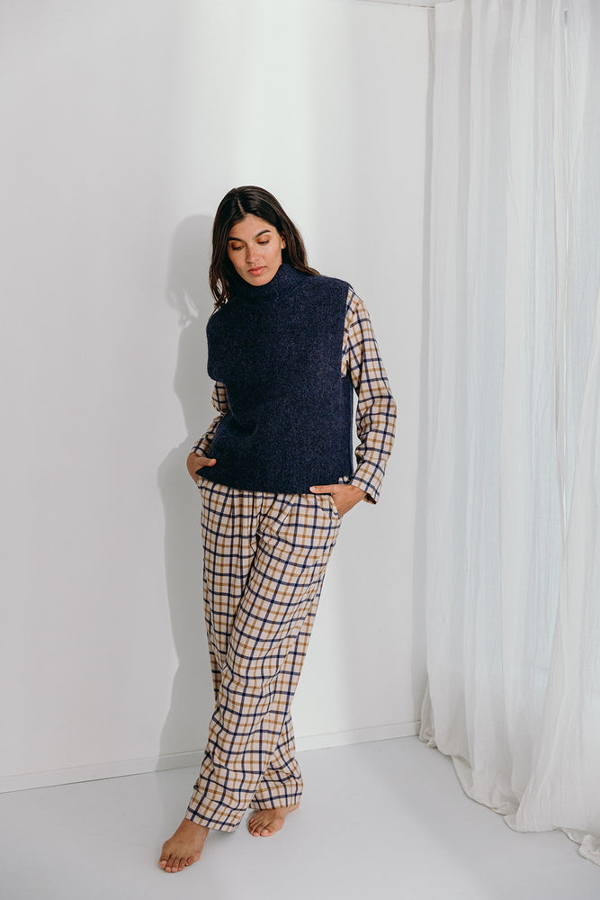 
                  
                    Dina high neck pullover
                  
                