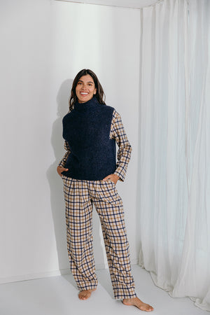 
                  
                    Dina high neck pullover
                  
                
